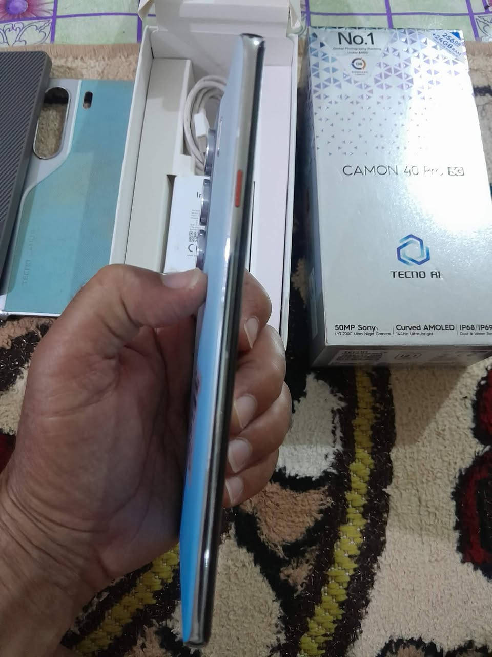 ‏تكنو كامون 40 برو 5g اخو جديد
‏144 فريم للشاشة 
‏ المعالج Dimensity 7300 Ultimate  
‏بطارية 5200
‏رام 12+12 
‏ذاكره 256 
‏ببجي 90 افريم 
‏ملحقاته كامل شاحنه 
‏اداءه في الالعاب فد شيء فريماته ثابته بل الالعاب 
سعره 325 الشراي يراسلني


**إذا كنت صاحب هذا الإعلان وتريد حذفه لأي سبب، رجاءا أرسل رسالة إلى الدعم الفني**