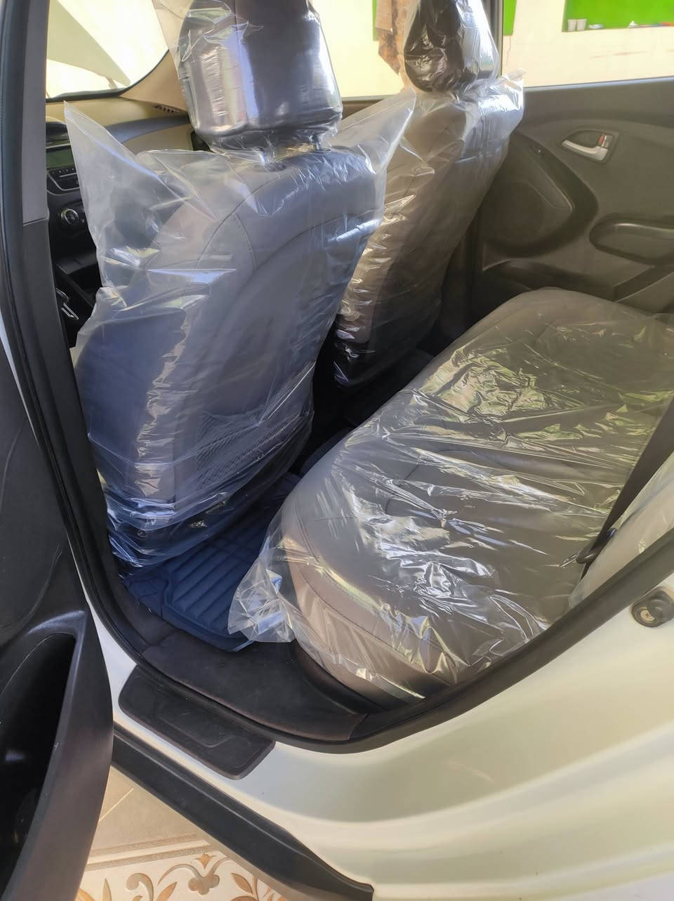 السلام عليكم
سياره توسان للبيع 
موديل 2012
فول مواصفات 
رقم كربلاء 
مكان السياره ديوانية 
للاستفسار الاتصال على الرقم 
***********
