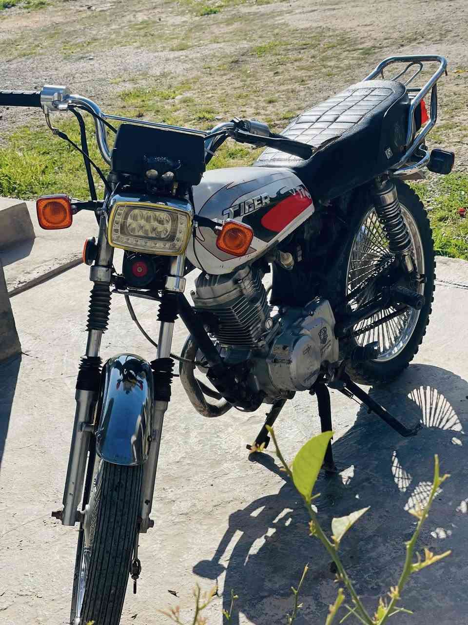 السلام عليكم موطور تايكر موديل 2020 شلعه معدل فول كهربائيات فقط ربط والباقي كدام عينك السعر 250 وبي مجال حك جيتك مكاني كياره الجواعنه شراي اتصل ***********
