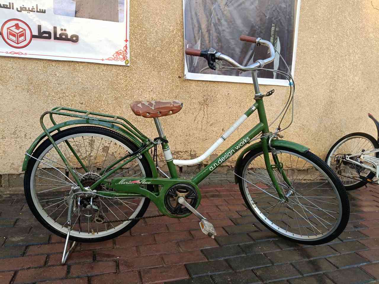 السلام عليكم ورحمة الله وبركاته بايسكل للبيع مثل ما موضح بلصوره البايسكل كلش نضيف السعر 100 وبي  مجال مكان كربلاء حي العامل 
*********** بي واتساب
