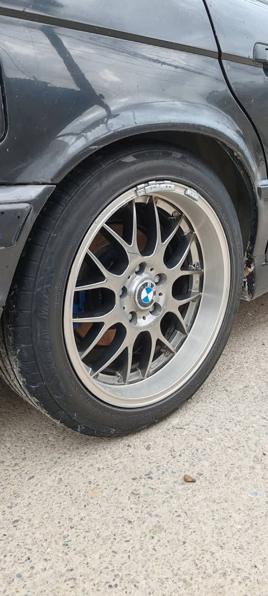 سلام عليكم
لعند ويل M مروس يطبلي خاص
تايت نص عمر
ويل واحد ملصح
عنوان موصل


**إذا كنت صاحب هذا الإعلان وتريد حذفه لأي سبب، رجاءا أرسل رسالة إلى الدعم الفني**