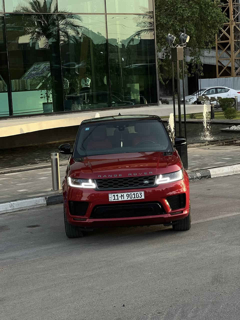 السلام عليكم 
للبيع رانج روفر سبورت 2021 HSE
السياره ماشية ٤٨ الف كيلو بعدها بالضمان مالواكلة
خليجي وكالة سردار لون احمر. داكن شذرة مو العادية
بلاك ادشن السياره كفالة عامه من الصبغ السياره حلوه ومضمومه سيرفس كامل بالوكاله سويت منها منضومة الجكات وصيانة كاملة للسياره مكينة كير كفاله السيارة كلش حلوه وجديده وفول مواصفات مكان السيارة بغداد اليرموك
***********
