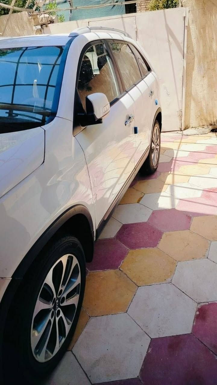 من رخصت الادمن ‏سورنتو ٢٠١٥ خليجي رقم ذي قار الدولي‏٦ سلندر  ٧ راكب ‏تبريد ثلاث قطع ‏كير و محرك خير من الله ‏بصمة تقفيل ‏بصمة بابين ‏كشن السائق كهربائي ‏ارضيه جلد كامله مدوشمه و‏لد امامي و خلفي ‏ويل كروم 19 ‏كامره خلفيه ‏بردات ابواب خلفيه ابلادية ‏اشاير ترحيب بالابواب عند الاقتراب و علامة سورنتو بالدوسه ‏مري شفط ‏حساسات أمامي خلفي / نظام ايكو ‏بيه جاملغ جهة السايق مبدل اثر شخوط ستوته و بيها بارد باب السائق ماشية  ١٠٠ الف حقيقي المكان ذي قار/  سوق الشيوخ ‏هزه جديده و ارقام دولي و سنويه  لغاية ٢٠٣١   بأسمنا مشروع وطني تحويل ثاني يوم  ‏السعر علئ  الرقم ***********

