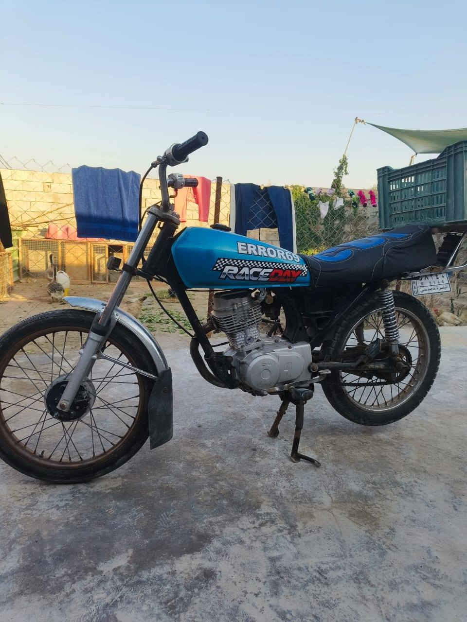 سلام عليكم دراجه نامه شلامچه الأصلي مكينه خرسه سعر 275 مكاني كرمه علي
رقم ***********
