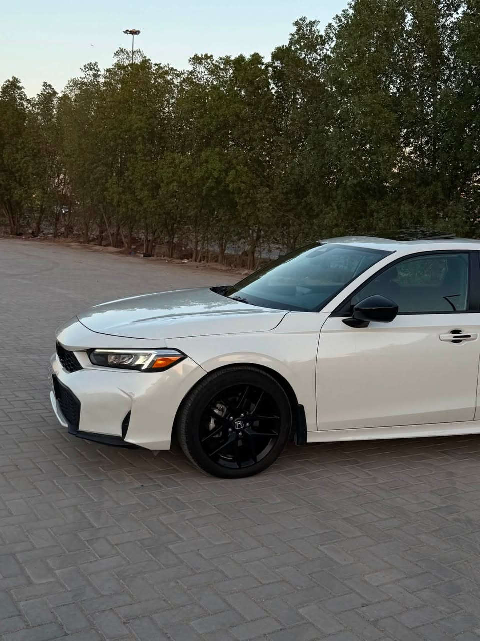 هوندا سيفيك سبورت 2025 هايبرد
رقم بغداد السياره كامله مابيها اي نقص عدى طخة الباب .
حادثها فقط نص دعاميه كما موضح بالسونار 
الممشى 40 الف ميل 
المكينه والكير مكفولات شرط الفحص
 وتحويل ثاني يوم.
 
.فتحة سقف 
.بصمة
.دخول ذكي
.الكشنات نص جلد 
.تبريدها ثلج 
.تحديد مسار
.تدفئة كشنات
.مثبت سرعة 
.رادار امامي
.وضعيات قياده
.المصابيح لد + مصباح عالي اوتماتيك 
.ابل كاربلاي
.كشافات ضباب
.فرامل وقوف الكتروني
.شفتات ستيرن 
.تخم تايرات جديد
.الاضواء الداخليه ليد
.المقاعد الخلفيه قابله للطي 
.المرايه الوسط بيها تعتيم يدوي

وبعد هواي مواصفات حلوه 
مكان السياره بغداد 

173$

 (واتساب) ***********
