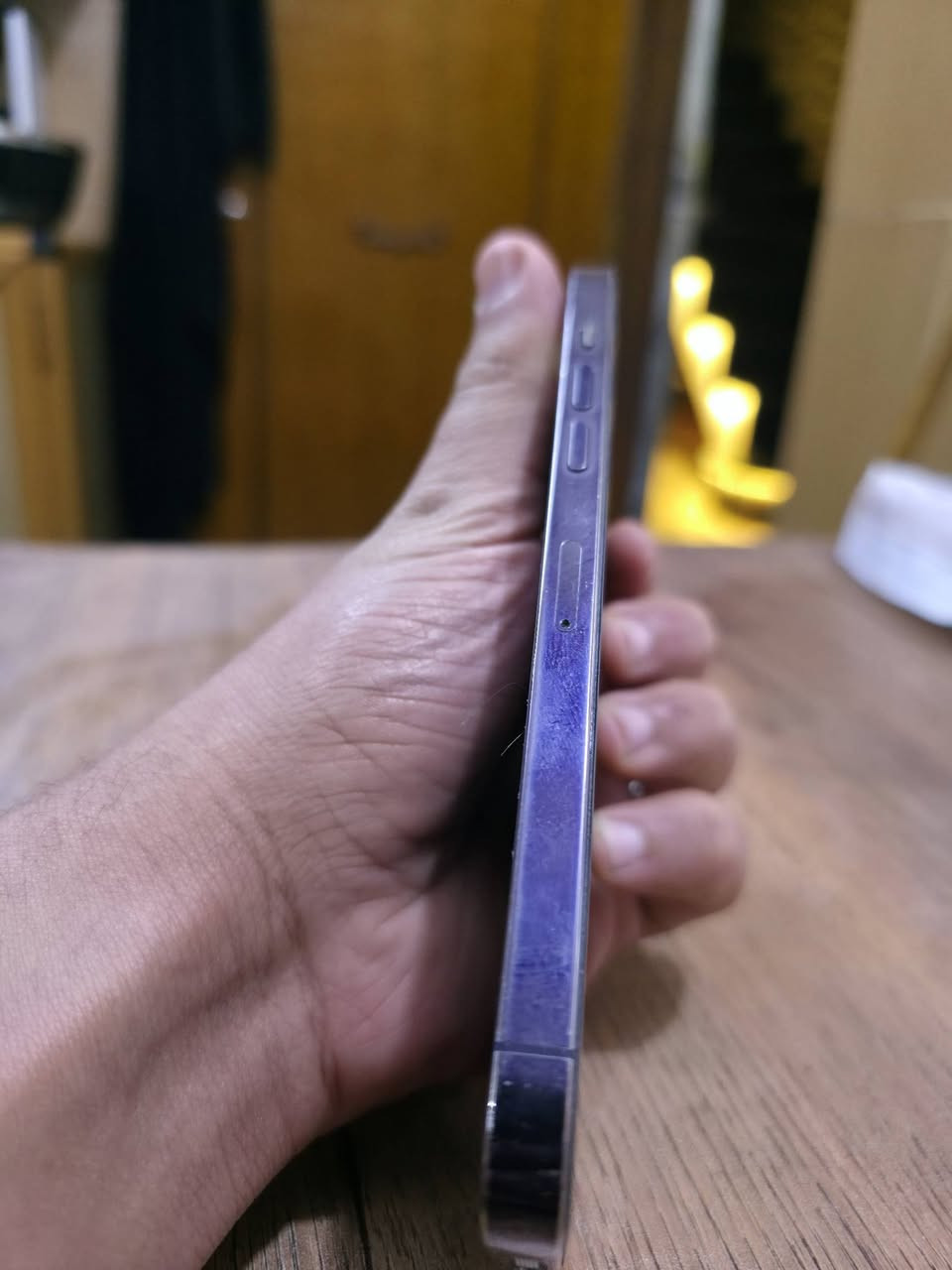 سلام عليكم  14 pro max للبيع
ذاكرة 128 بطارية 79 السعر 750 وبي مجال 
الظهر مالته مكسور 
بغداد الحسينية 
***********
