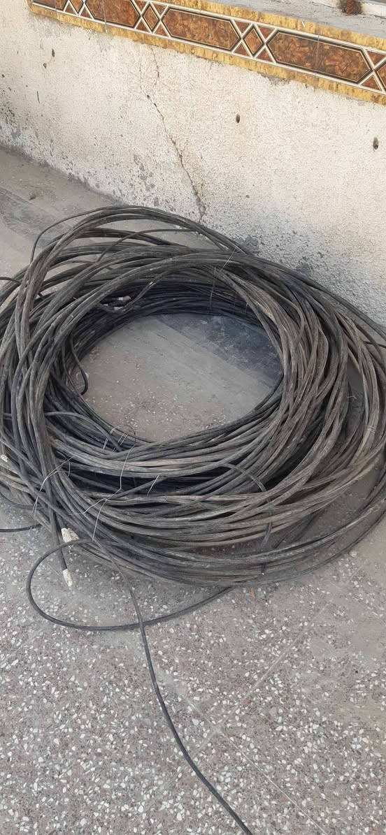كيبل ضفيرة 75 متر قطعة وحدة 
35 متر 5 خطوط و 35 3 خطوط بغداد, العراق


**إذا كنت صاحب هذا الإعلان وتريد حذفه لأي سبب، رجاءا أرسل رسالة إلى الدعم الفني**