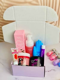 بوكس عناية • كريم جورجينا • مقشر شفايف