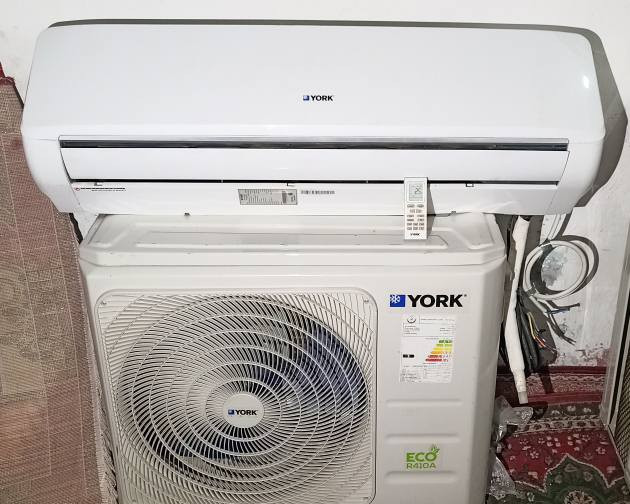 مكاني قضاء الحمزه الشرقي ***********
سبالت طنين عدد 2 بلسان ويورك نضيفات جدا جدا اخو جديد اليورك ب 425 والبالسان ب 475
