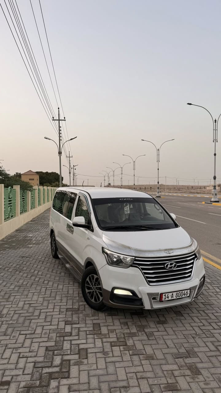 السلام عليكم ستاركس مديل 2019مفتوح محوره سبلاين 12سياره كفاله عدا شخط بل باب الاسلايت  جاهزه تايرات حدايه تبريد مصفره هيئه وضريبه رقم بصره باسمي الاستفسار *********** مكانه السياره بصره
