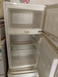 ثلاجه • ٦قدم • بابين