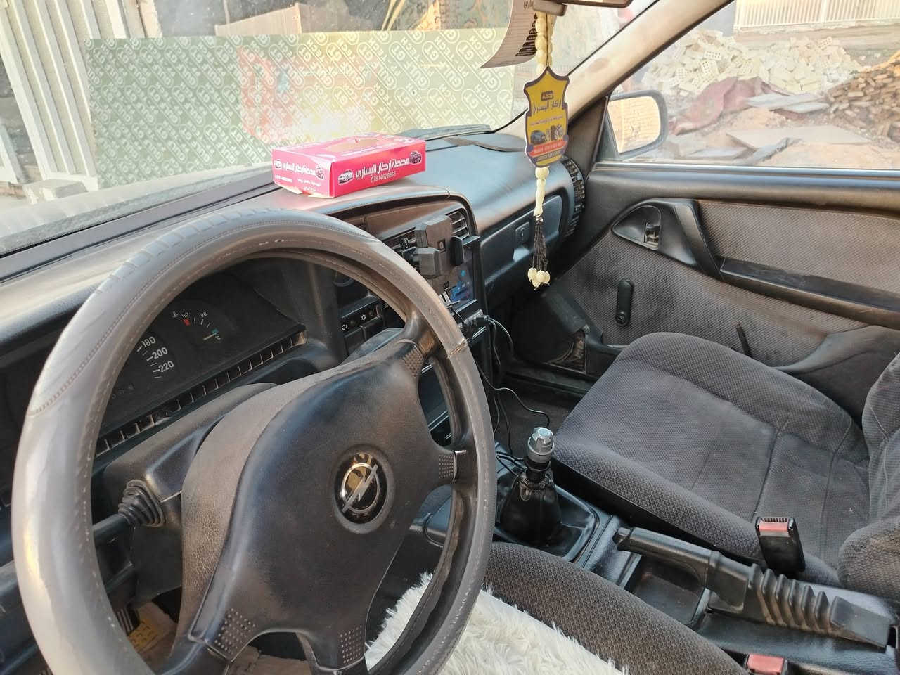 السلام عليكم اوبل اوميكا استيشن حجم 20بغداد انكليزي بسمي شرط التحويل وراد الألماني كير عادي لاضربه ولاكص كهربائيات شغاله محرك وكير بحاله جيده السعر 37وبيها مجال بسيط مكانها بغداد رقم *********** او ***********
