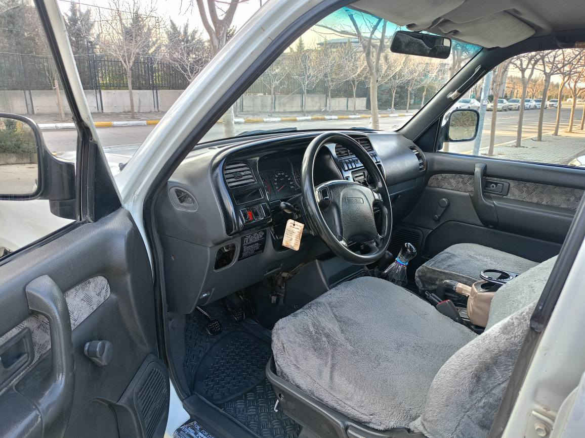 فرۆشتن و گۆڕینەوە ئاسوزو یابانی مۆدێل 2000
ئاڕمی پلاستیکی سلێمانی
گێڕ عادی  ناوبۆر دەبڵ ئێرباگ
  تەبرید ساردو گەرم 
 مەکینەی بیلادی٣ ھەزار  بلاجکتۆر ئۆکس و بلوتوز
 ویل کونەمشک تایەی جەبەلی لایت زینۆن دەبڵ گێچ کارەبای مەزبوت  چەن پەڵە بۆیاخێکی ھەیە بێ دەعم 
گێڕ مەکینە ئەکسل تەقەو رەقە تەبرید بەشەرت پێشوو دوای تازە داگیراوە لۆک لۆکە  
ئاڕم و ئەوەلیات و غرامە و حیجز بەشەرت ئاڕم بەشەرت
سعری ٤٧$گەڵاو مەعامەلە شوێن سلێمانی
گۆڕینەوەش ئەکەین بەشتێک دڵمان بیگرێ 
***********
سفر حەوسەد و حەفتا دوسەدوپەنجاودوو چل سیویەک السليمانية, العراق
