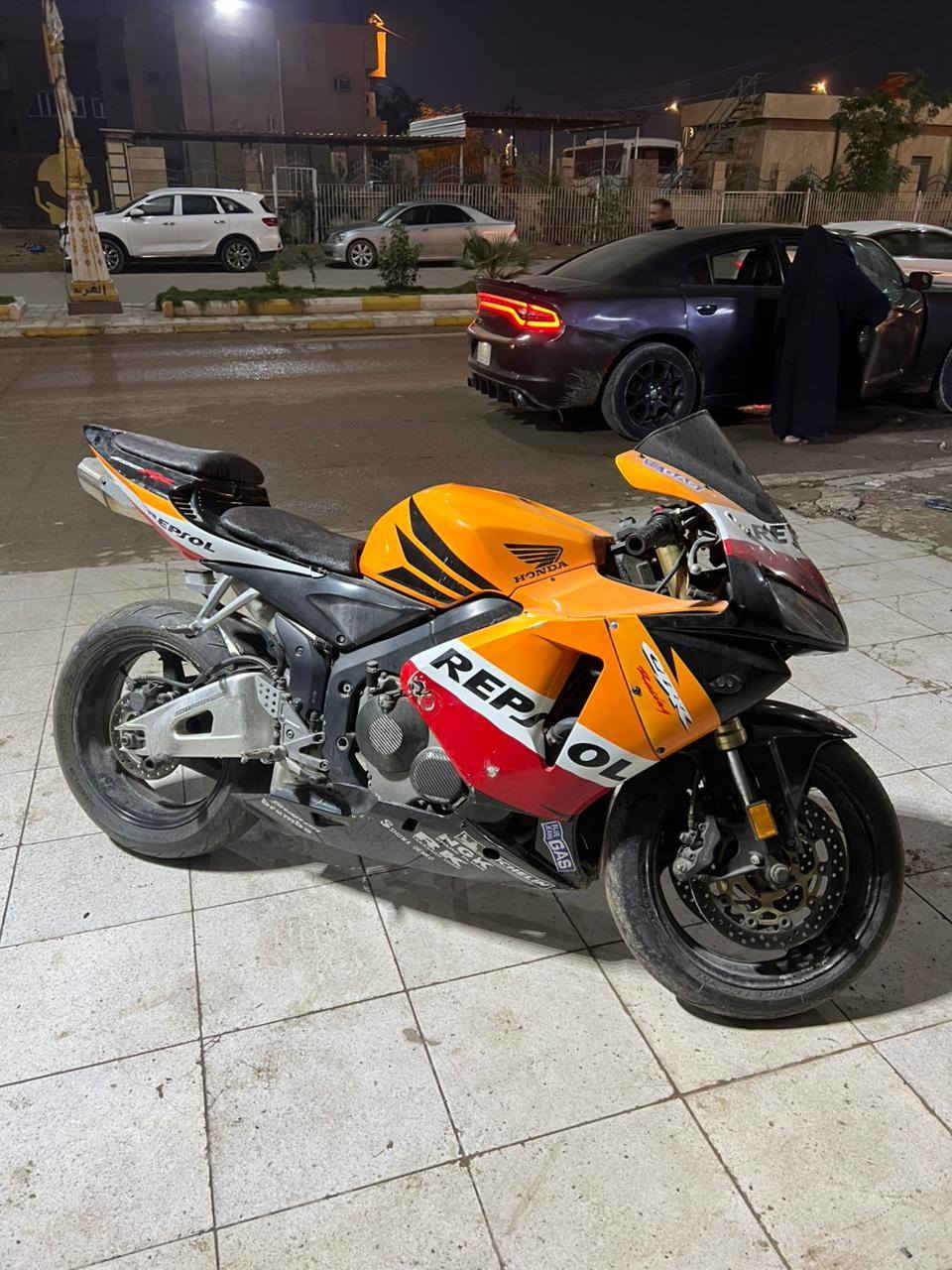 RR محرك 600 كفراته شويه تعبانه مكينه  مكفوله سعر 24 وببه مجال مكاني ناصريه مركز  رقم تواصل *********** لمو شراي لا يتعبني
