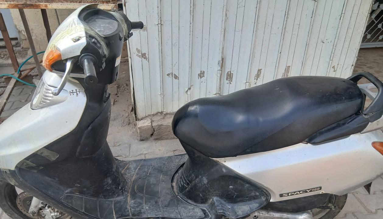 للبيع دراجة سبيسي ياباني مكينه 100 cc  اوراق . مجفته مرة وحده تجفيت جديد صارله اسبوع . كهربائيات شغاله سلف شغال السعر 400وبيها مجال مكاني العماره


**إذا كنت صاحب هذا الإعلان وتريد حذفه لأي سبب، رجاءا أرسل رسالة إلى الدعم الفني**