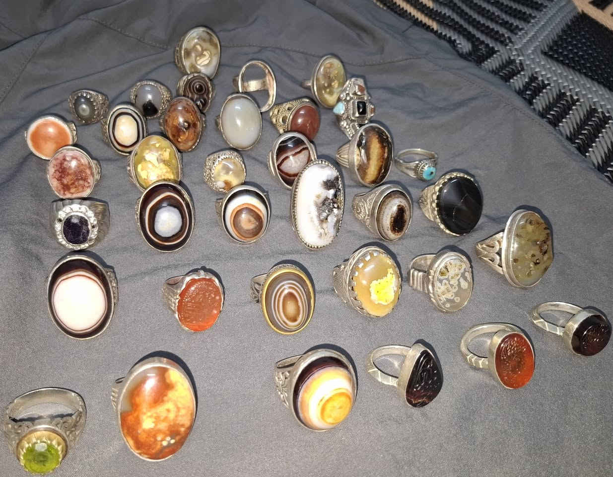 يا الله يا كريم  ٣٦ محبس صياغات ثكيله كدام عيونكم 
سعر ١٨٠٠ مكاني بغداد مدينه الصدر لا يوجد لدي توصيل


**إذا كنت صاحب هذا الإعلان وتريد حذفه لأي سبب، رجاءا أرسل رسالة إلى الدعم الفني**