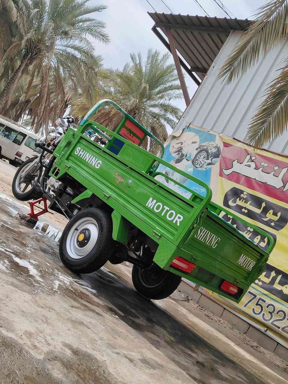 السلام عليكم شباب ستوته للبيع موديل 23 اوراق صولي ستوته كفاله عامه صار لها شهرين  طالعه من الوكيل باسمي  ستوته نظيفه زيرو مكاني حله سياحي *********** /
