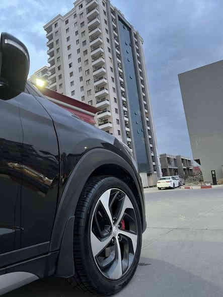 هيونداي تكسون وارد تشيكي موديل 2017 
ماشية 110 الف ميل
ضرر ❌ بوند
مواصفات
تحكم ستيرن
بصمة
تحديد سرعة
كشن هيتر
صندوق شفت
كامرة
نورمال + سبورت مود ✅ 

محرك 1.6TGDI

سيارة فول اقتصادية 

سعر 14,500$

مكان السيارة دهوك

رقم تلفون

***********
