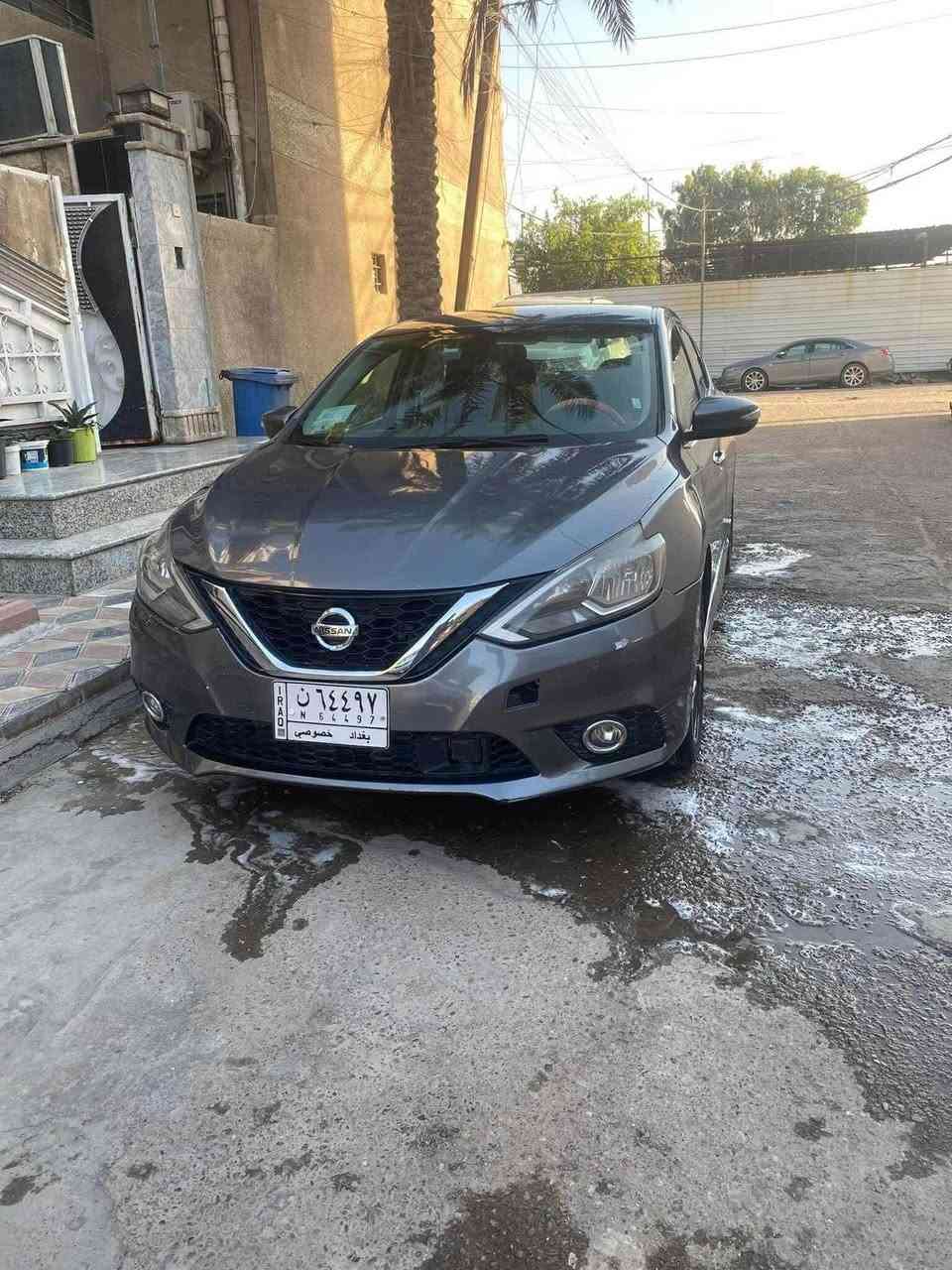 السلام عليكم
سنترا 2019 sr 
ماشية 68 ميل 
سيارة كلين من امريكا 
بدون ايرباك بدون تبديل قطعة وحده 
بس اجت بيها صفحة السايق والبنيد كلير من امريكا 
سياره جديدة ومناقصها شي 
سياره فول sr 
سياره مناقصه حدادية جديدة ادامة جديدة زنون تايرات باتري كله جديد 
كير ومحرك مكفول 100‎%‎ 
للاستفسار 
‏0770 086 3923
العنون مدينة الصدر
