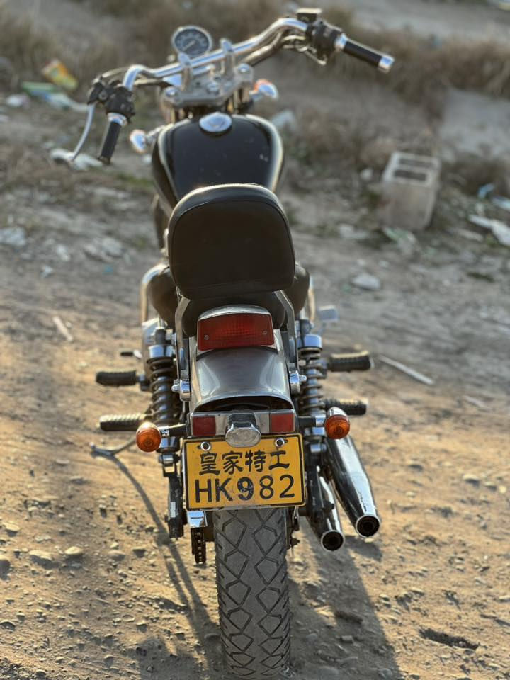 سلام عليكم 
دراجة ريبل كلاسك مسكر نضافه 95محرك ناعم ترايك وينك ماتريد مكان الدراجه قضاء بلد 

الرقم

 بس رقم نت غير متواجد ***********
