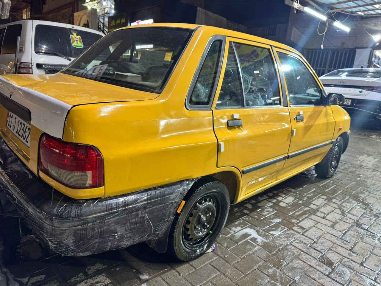 السلام عليكم سايبا 2012مكينه وكيرمكفولات صدرامامي خلفي جديد مشط ستيرن جديد مصفره هيه وغرمات سنويه لواحد 31هزه جديدة السياره جاهزه من كلشي العنوان بغدادشهداءالبياع السعر27)***********
