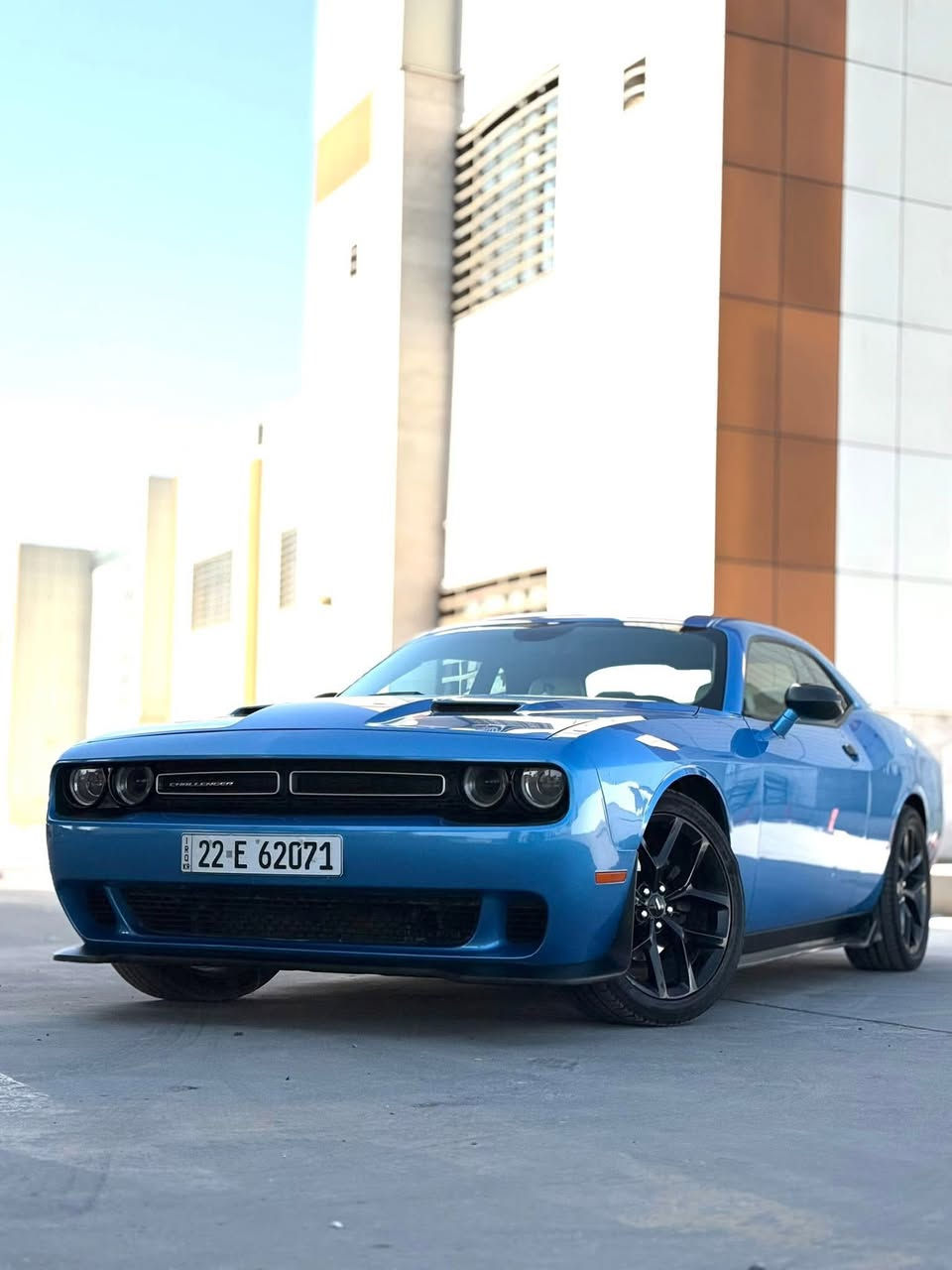 سلام عليكم  جالنجر موديل 2019 sxt  
لون بحري مميز كلش حلو بجم كبس ونضيفة فقط ايرباك بردة 
دشبول وستيرن سليمات مطاكات
كير ومكينة وشواصي ولغود كلة كفالة من الزلغ  فقط كيس الدهن مبدلة
 بيهة صبغ فقط جاملغ امامي عكس سايق صبغ والخلفي صبغ حنشر صور السونار وصور الحادث   هذا كل ما بالسيارة 
 باقي السياره كفاله عامه مكينه 6v 3600
 صدر جديد بدلتة
تخم تاير جديد
باتري جديد
دهن جديد 
عليهة ادامة كاملة سيارة 
ماشيه سياره ٧٧ السياره مصروف عليه حيل متعوب عليه 

دوشمه كامله يم حسن شماره غرفه كاملة
                السعر ١٨٠ قابل للتفاوض 

رقم اربيل الجديد  السياره وكالة او تحويل

بغداد حي الجامعة 
***********
