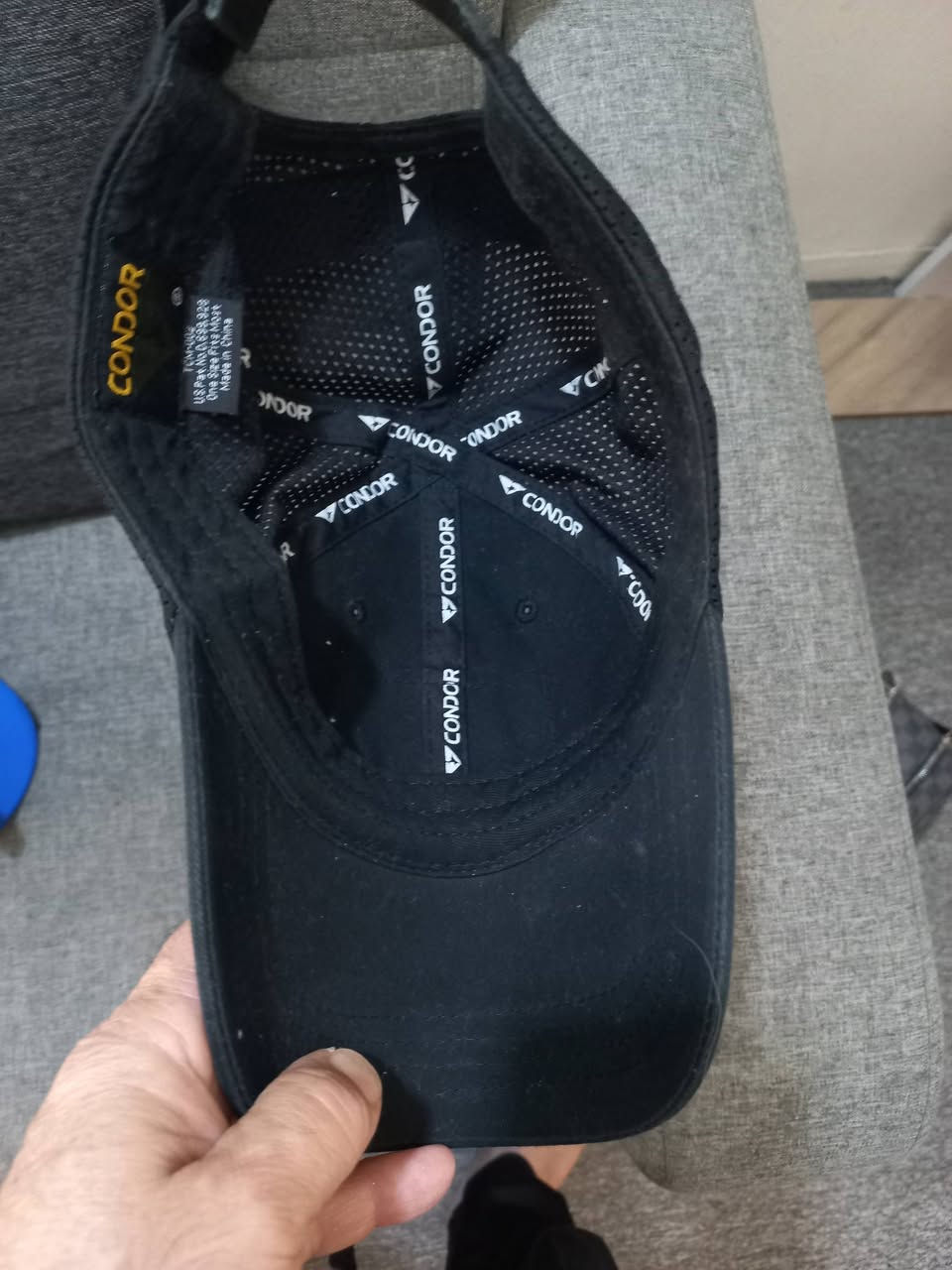 1.formula_e 10 000
2.codor          15 000
3.bitumar_canada 
10 000
4.OGIO    10 000


**إذا كنت صاحب هذا الإعلان وتريد حذفه لأي سبب، رجاءا أرسل رسالة إلى الدعم الفني**