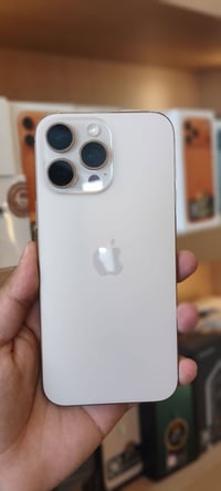 iPhone 16 Pro Max بطاريه 95 شرق أوسط  ذاكره 256 يدعم شريحه للتواصل وأس...