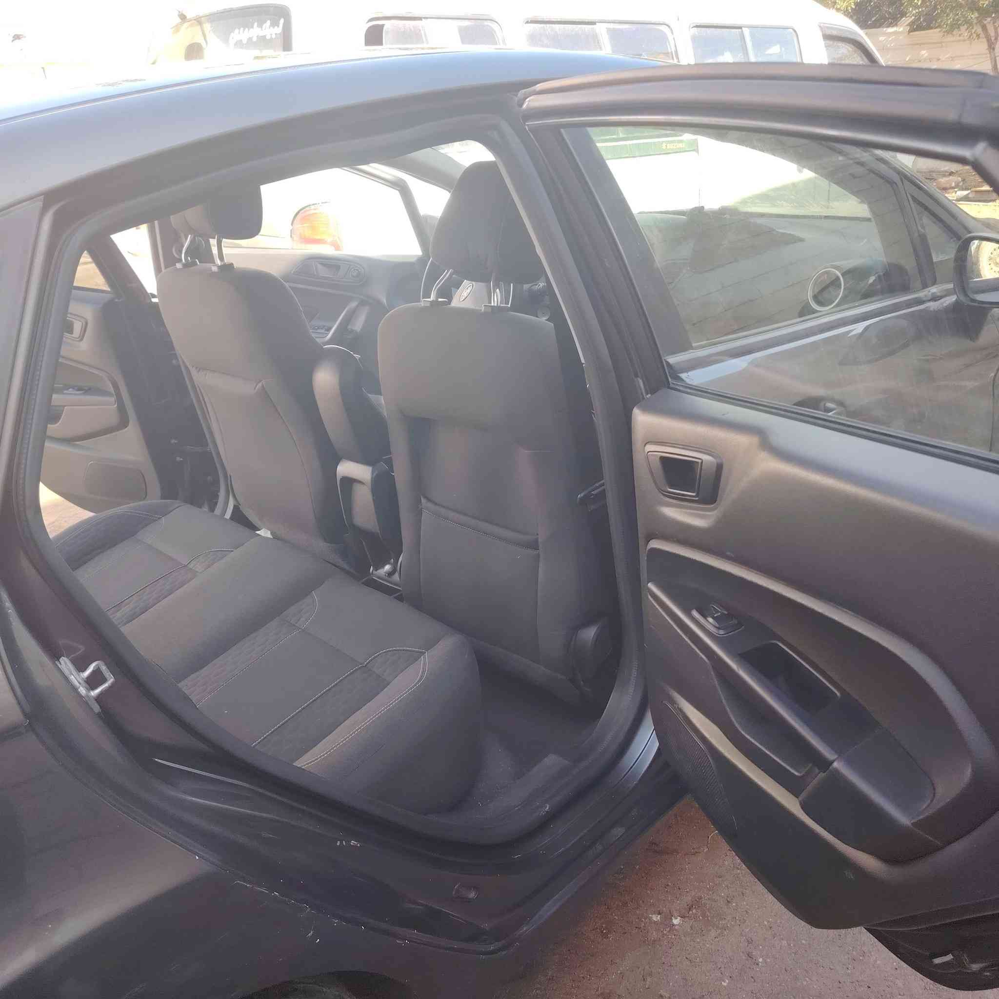 فورد فيستا موديل 2019 وارد أمريكي رقم بابل صاحبها يريد تحويل السنوية تنتهي 2028 سيارة جاهزة مكينة وگير وتبريد اوتامتيك شاشة لمس تحكم ستيرن السعر 60ورقه وبيه مجال سياره جديده هاذ رقمي بيه واتساب *********** وواتصال
