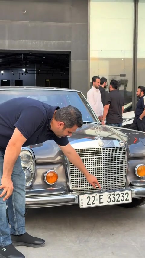 #اربيل #فرهاد_كلاسيك #mercedes #سيارات_قديمة 


**إذا كنت صاحب هذا الإعلان وتريد حذفه لأي سبب، رجاءا أرسل رسالة إلى الدعم الفني**