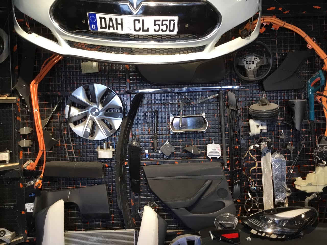 �⚡ أصحاب سيارات Tesla في الأردن
يتوفر جميع قطع سيارات التسلا الأصلية والمستعملة بحالة ممتازة

(ميكانيك – كهرباء – بودي – بطاريات – شواحن – كمبيوترات – حساسات – شاشات – اكسات -كفات-بوكسات - جنطات )

توصيل مجاني لجميع مناطق المملكة 🚎

فحص مجاني على السيارات 

افضل سعر على الكميات 

 كفالة خطية على القطع  

اسعار منافسة 

📞 للاستفسار والتأكد من توفر القطعة اتصل الآن:

☎️ عيسى حتر

07 90 90 89 90

الكمية محدودة لبعض القطع — تواصل قبل ما تخلص!


**إذا كنت صاحب هذا الإعلان وتريد حذفه لأي سبب، رجاءا أرسل رسالة إلى الدعم الفني**