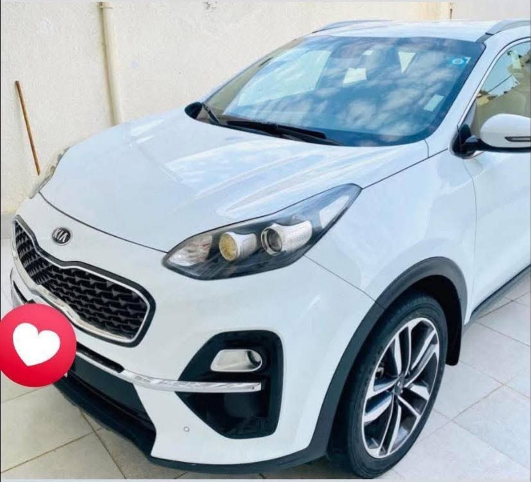 السلام عليكم للبيع سبورتج ٢١ مكفوله ماشيه ٦٧ الف استلام شركه الدوليه ضمان الشركه شغال مواصفات معروفه شاشة وحساس ومري شفط غير متواجد عالفيس والسعر ٢١٠ ورقه للاستفسار *********** موجود واتساب مكاني بغداد الشعب والله يرزق الجميع
