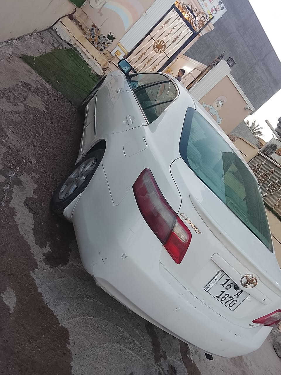 السلام عليكم
كامري 2009 خليجي 
تحويل مباشر 
فول مواصفات 
مكينه 4سلندر
تبريد ثلج 
السعر 105
***********
العنوان الانبار
