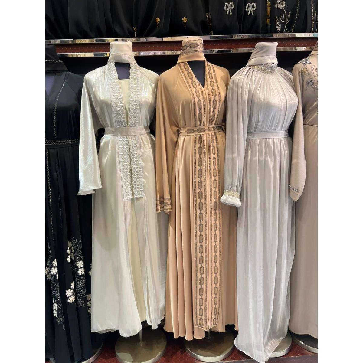 A large number of spot Dubai Muslim robes wholesale at low prices.


**إذا كنت صاحب هذا الإعلان وتريد حذفه لأي سبب، رجاءا أرسل رسالة إلى الدعم الفني**