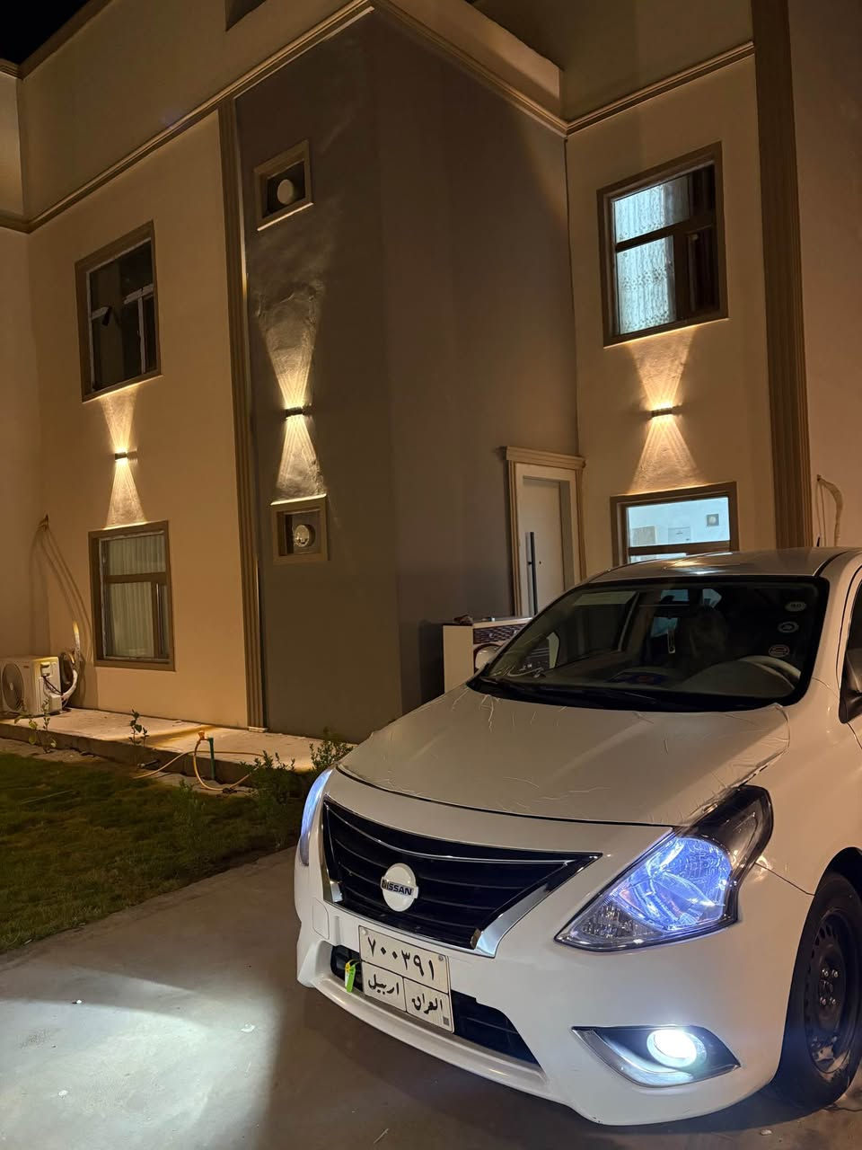 نيسان صني هندي موديل ٢٠٢٢ ماشيه ١٣٦ مناقصه كلشي بمعنى لكلمه حداديه مكينه كير تبريد تدفئه تايرات كله جديد وعلى الفحص سنويته تنتهي نهاية ٢٠٢٧ بيه سياره بنيد مبدل وجاملغ مرخه مال تطبيع يعني فقط قطعه وحده تبديل غير هاي لباقي سياره مكفوله سعر ١١٠ وبيه مجال بسيط مكان نجف رقم *********** النجف, العراق
