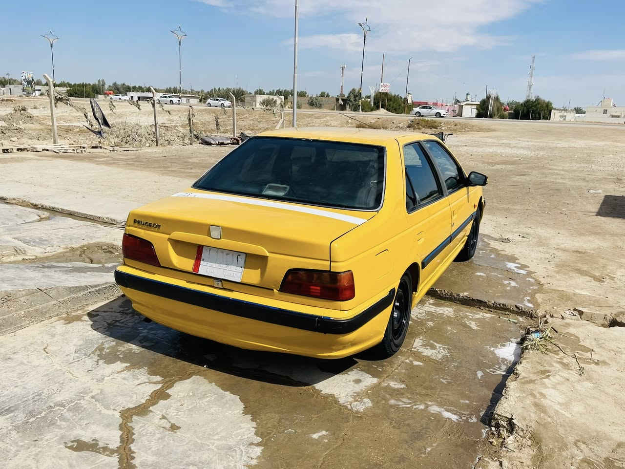 السلام عليكم بارص للبيع موديل 2015 رقم قادسيه سنويه ماساقطه مداور ثاني يوم مكاني بلديوانية مكفوله من تبديل وضربه وصبغ عدا بنيد فقط بدون ضربه مكينه كير حداديه تخم تاير كهربائيات مكفولات السعر 41 وبيه مجال بسيط ***********
