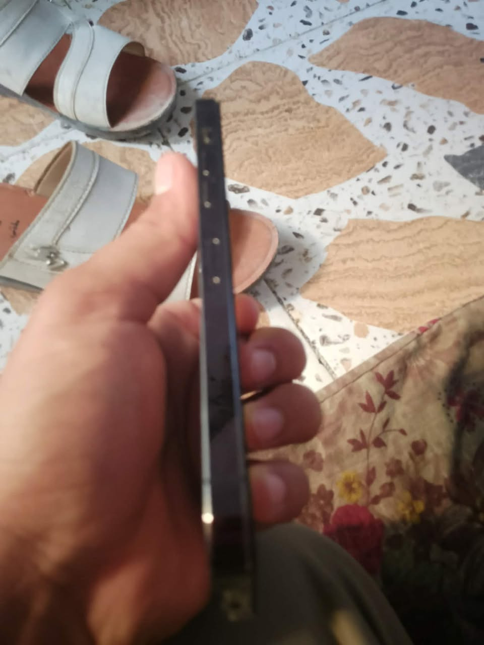 سلامً عليكم 14برو ماكس مبدل بطارية وشاشة ومفطورا يعني نكول يرادلة شاشة وضهر مفطور عربي شرق اوصط ذاكرة 256مكاني بعقوبة مدرست لامين سعر 450وبي مجال رقمي ***********
