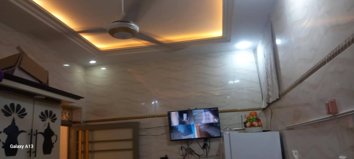 دار للبيع زراعي مساحه 100متر خلف الملعب بتا طابوك عكاده بتا حديد غرفاين هول براتي نطبخ ***********
