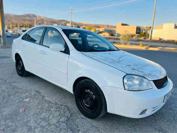 ئوپترا ٢٠١٣ توماتيك  چركه ى تيانيه پارچه يه ك و دوو په له ى بچوك بوياغه بى ده عم و ليدراو ره سمى سونه رى داندراوه سه ياره يه كى زور جوانه گيرو مه كينه و ته بريدى به شه رته چوار تايه ى نويى له ژيره 
سعرى ٨٣ كه ميك مه جال 
***********
*********** كويسينجاك
