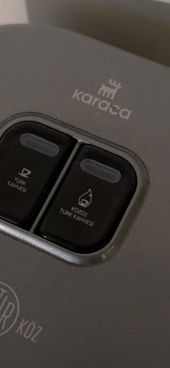 مكينة قهوة
يا جماعة الخير عندي هاي الماكينة ماركة كاراجا (Karaca) الأصلية موديل (Hatır Köz) المعروف. الماكينة نظيفة 
ملاحظة للأمانة:
الماكينة بيها زر "القهوة العادية" ميعلق، بس زر "قهوة الجمر" (Köz) شغال 100% ومابي أي نقص. وأصلاً هو هذا الموديل ميزته الأساسية بقهوة الجمر لأن طعمها أطيب بهواية وتستوي على كيفها.
يعني الماكينة شغالة وتكدر تسوي بيها أحلى قهوة يومية بدون أي مشكلة، بس تستخدم زر الجمر بمكان العادي.
 الحالة نظيفة جداً (مثل الصور).
قيملي سعر بليرضي لله


**إذا كنت صاحب هذا الإعلان وتريد حذفه لأي سبب، رجاءا أرسل رسالة إلى الدعم الفني**