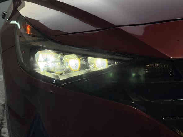 السلام عليكم 
هونداي النترا 2022 
( السياره بدون تبديل. بدون ايرباك ليبل واحد صور الحادث بلمنشور ) 
مواصفات فوووول 1/1 لمتدد
ماشيه 60الف ميل قابل لزياده
فتحه سلايد
بصمه تشغيل + تشغيل عن بعد + بصمه ابواب
شاشه متصله
كيجات دجتل
اناره داخليه بالدشبول متغير
لدات امامي خلفي
زنون بلادي 3 عدسات
داخل جلد تدفئه 
رادارت امامي وخلفي وجانبي
حساس خلفي
كرسي كهرباء كامل
تحديد مسار
اوتو هولد
هاند بريك بصمه
3 انظمه قياده
شاحنه لاسلكي
كامره 
سستم صوت ماركه bose
اشاير مري
دخول ذكي وترحيب
وجنطه ذكيه تفتح عند الاقتراب
مواصفات لمتدد معروفه
السعر 170وبيه مجال
مكاني الدوره
***********
