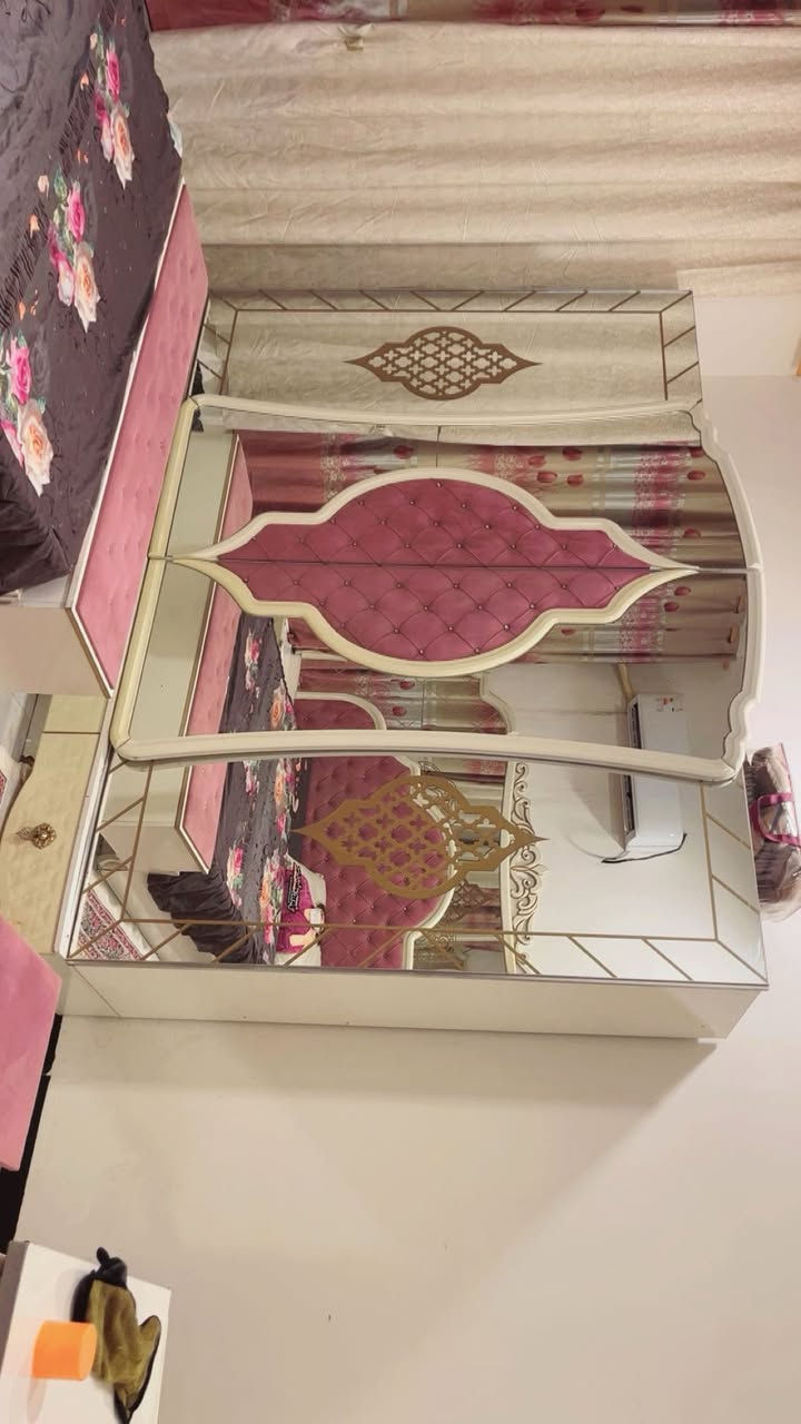 غرفه نوم عشر قطع تركيا مكاني البياع سعرها 600 رقمي ***********
