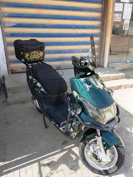 السلام عليكم دراجه شحن للبيع الدراجه جديده نقصها بطاريات 2   بس بعد ما بيها اي نقص بك دبل اشاره فول السعر 500.
***********
