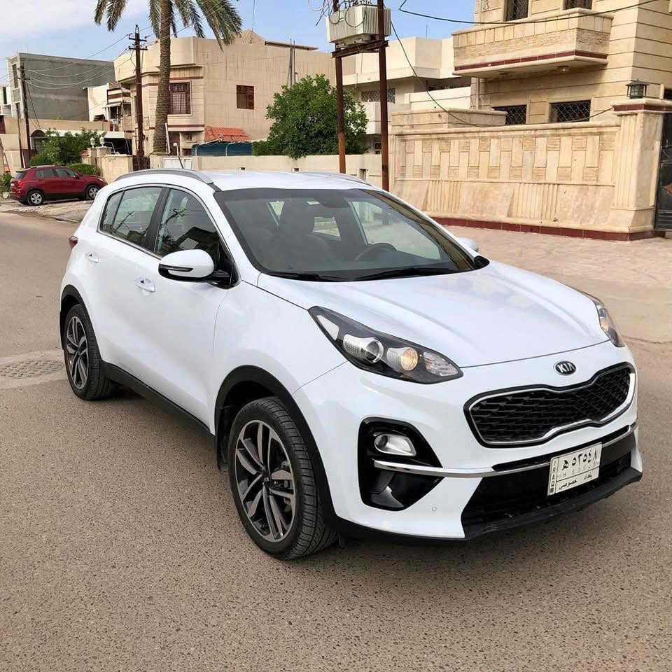 KIA SPORTAGE (ضمان الدولية العراقية)
الموديل :-2020
عداد السيارة :-77000 كم
المواصفات:-
1- صف المقاعد الامامي كهرباء
2- شاشة + كامرا عمل 
3- وبقية مواصفات السبورتج المعروفة
السعر :-19.500$ قابل للتفاوض
العنوان :- الكرخ / حي الخضراء 
للإستفسار :-***********
