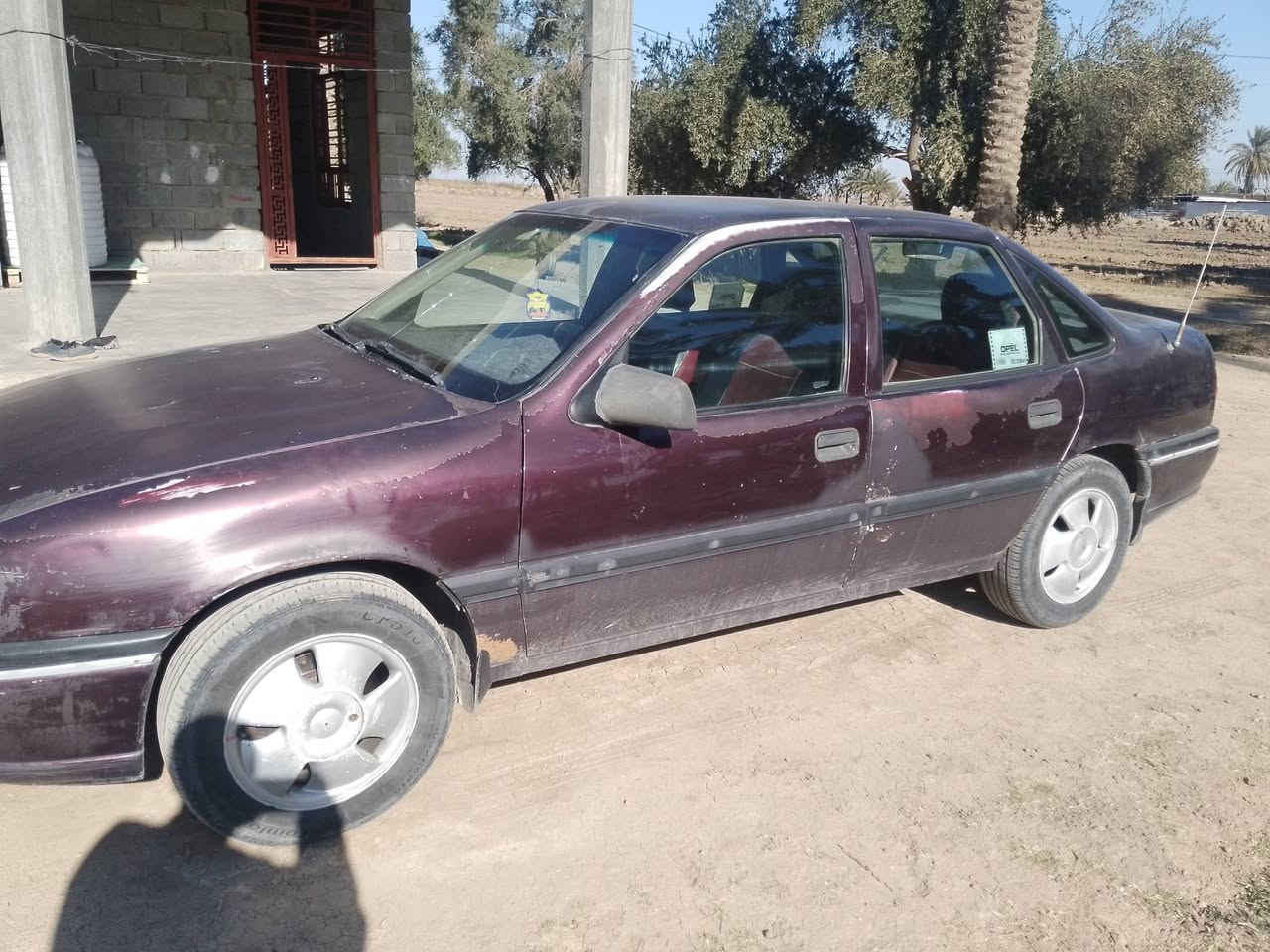 السلام عليكم 
فيكترا موديل 93 محرك 20 كير اوتماتك رقم بغداد السعر 35 بغداد اليوسفية قرب العلوة ***********
***********
