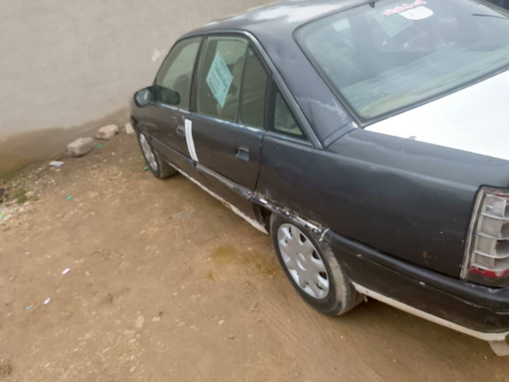 اوميكه وكاله من قسام سياره نضيفه اسلايت سعره 15ورقه التصال ***********
