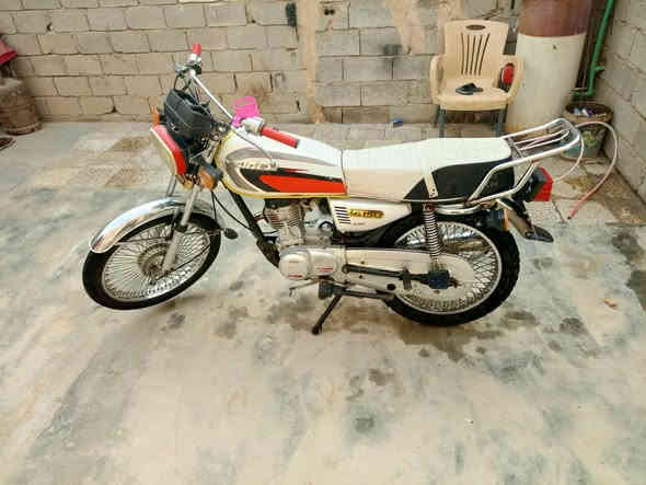 سلام عليكم دراجة تايكر مديل 20اوراق دراجة نضيفه اوخير من الله السعر 450 اوبيه مجال الرقم ***********
