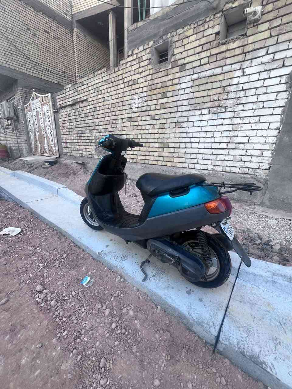 ‏السلام عليكم دراجه بطه مديل 97 نظيفه ومكفوله شاصي ومحرك لا مفتوح ولا ملعوب بيها دراجه نظيفه كلش سلف اشایر بگلایت لایت زنون کله شغال تيرات جدد السعر خاص او اتصال *********** مكان كربلاء.
