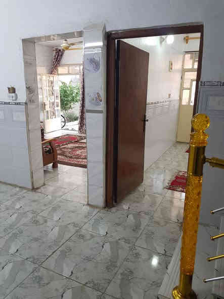 بيت البيع مساحته👈 280👉 متر قاط واحد 👉البناء بلوك 👉 غرفتين نوم وستقبال ومطبخ  حمامات ثنين واحد غربي واحد شرقي مطبخ بارد  ومطبخ حار صاله ترك ع داير بيتونه سطح مطبك شتايكر مجاري ريسيه كهرباء ماي سحب كلشي متوفر حديقه حمامات خارجيه 👈بلزراعي مال بيت ضيفان 👉ثاني فرع👈 العنوان بغداد منطقت بوب الشام👉 صايره فوك صيطرت الشعب جاي من القوس ع يدك اليمنه 👈جنس الرض عقد زراعي 117👉 👈 مايرهم قصد ولا مقدمه حاضر فلوسه البيت👉 👈 السعر 90 👉 بي مجال اكثر تفاصيل البيت بلمقطع الفيديو اليريد يشوف البيت مقطع فيديو يدخل علي خاص ادزله مقطع فيديو مال البيت اتصال برقمي خاص عادي بي وقت ***********  واتساب👉
