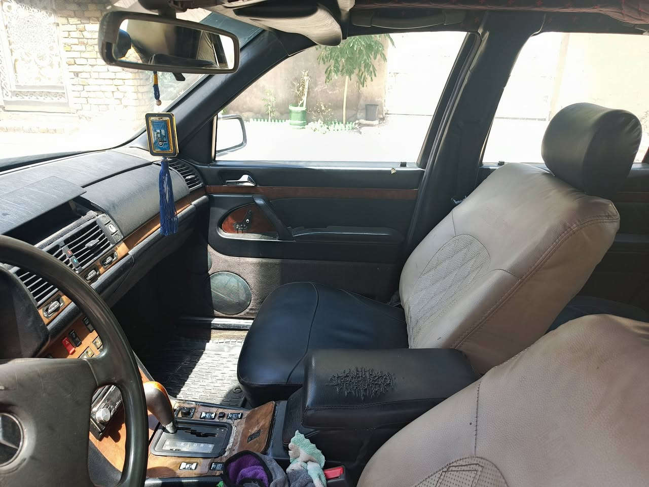السلام عليكم شبح 93 محرك vvt3000 تبريد شغال سنويه الي 30 رقم بابل عنوان الكوت هاتف ***********
